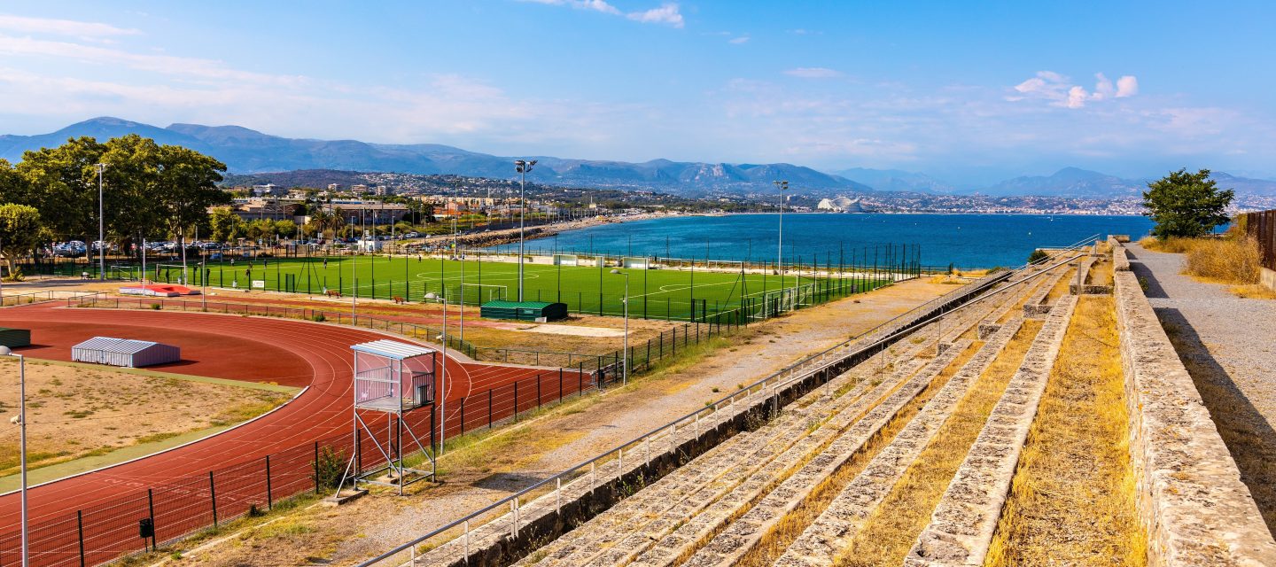 Zomervakantie aan de Côte d'Azur: het WK-stadion van Antibes
